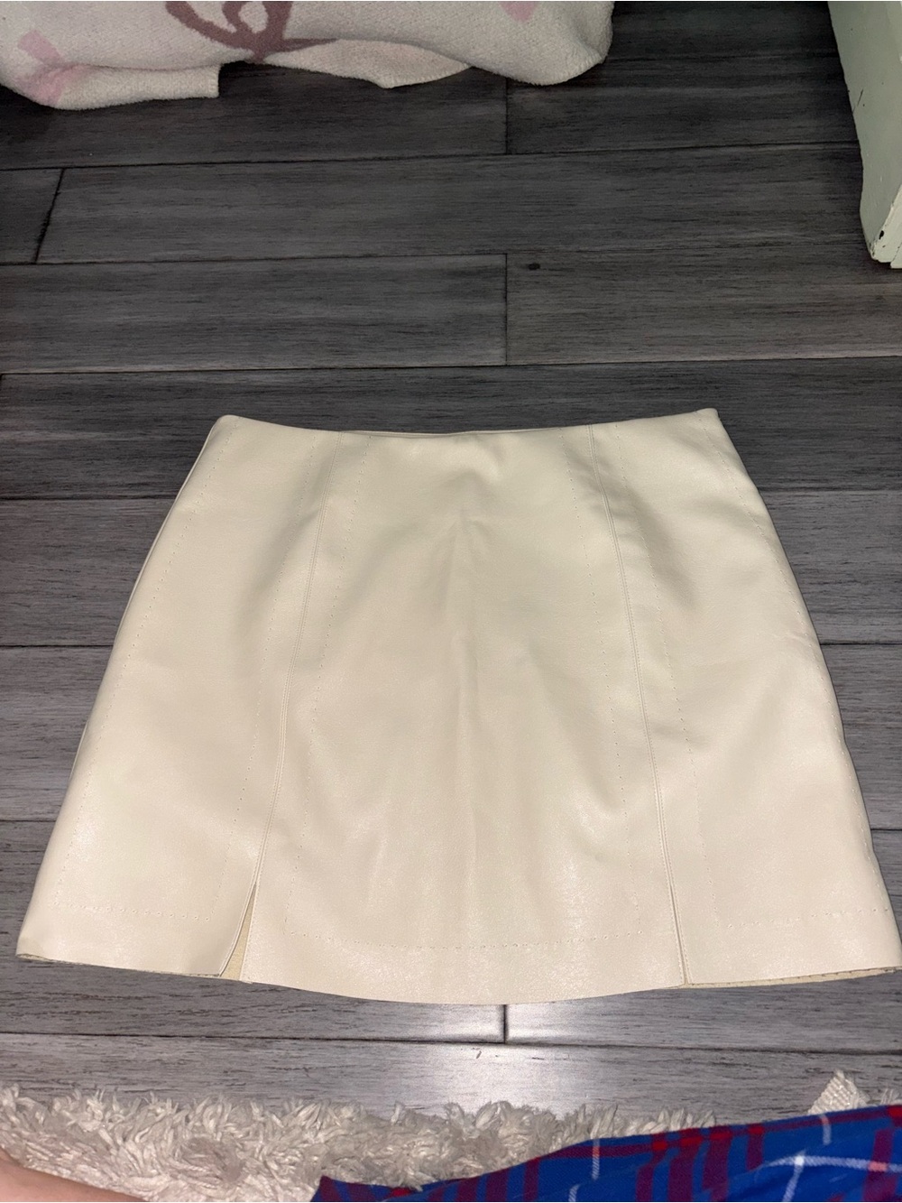 Brand New Alya Cream Faux-Leather Mini Skirt